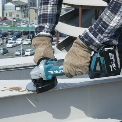 Makita Miniamoladora BL 18V LXT 125 mm DGA504ZJ